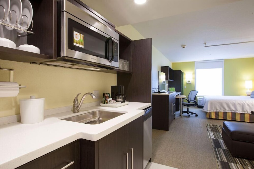 Home2 Suites by Hilton Canton - photo 15