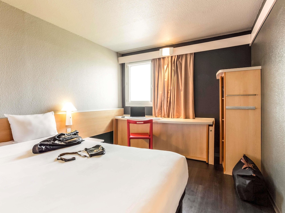 ibis Pau Lescar — Lescar — photo 5