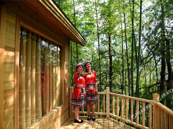 Forest Snow Valley Zhuangyao Resort — hotel in Lianshan