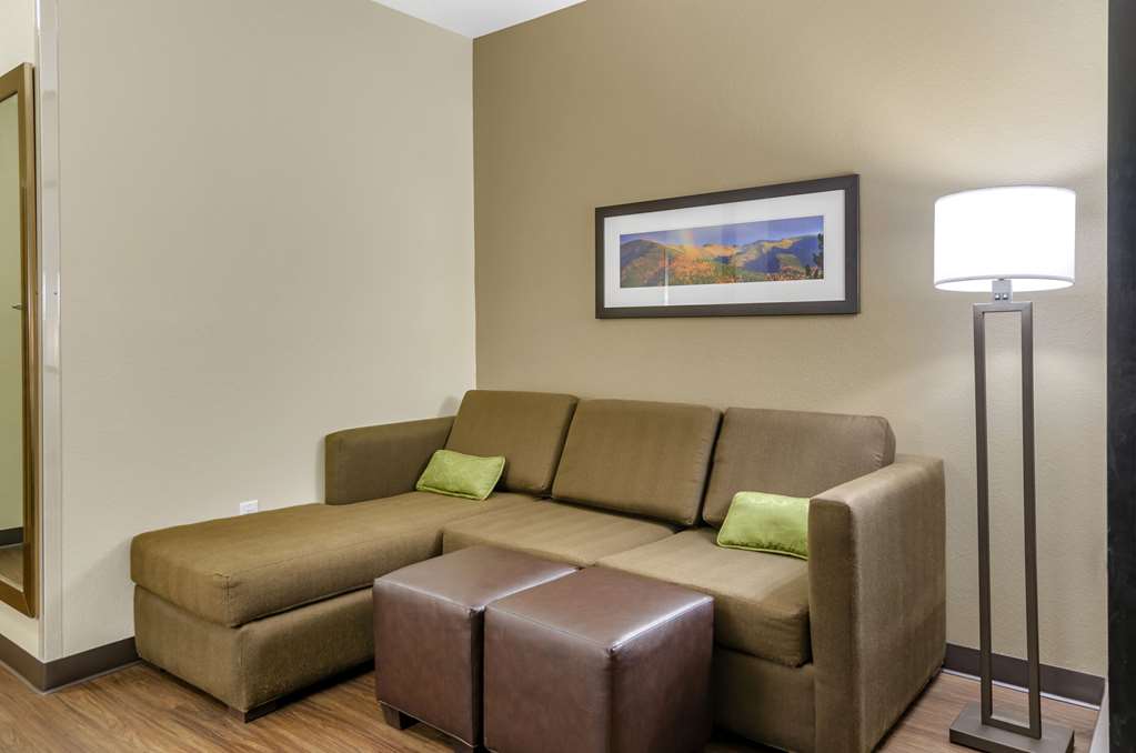 Comfort Suites Helena Airport - photo 16