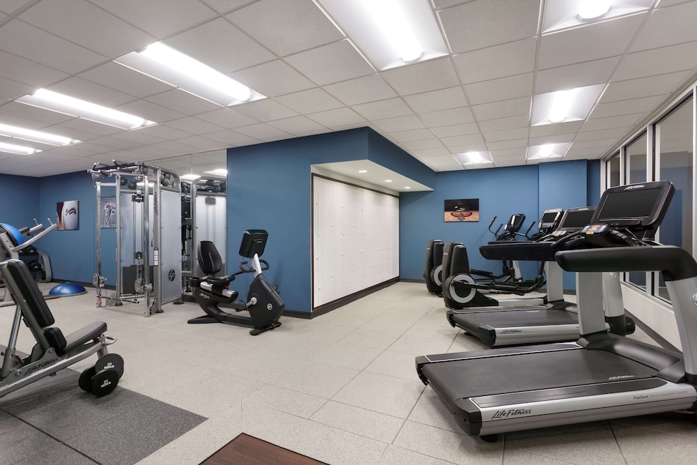 Embassy Suites by Hilton Atlanta Airport - photo 23