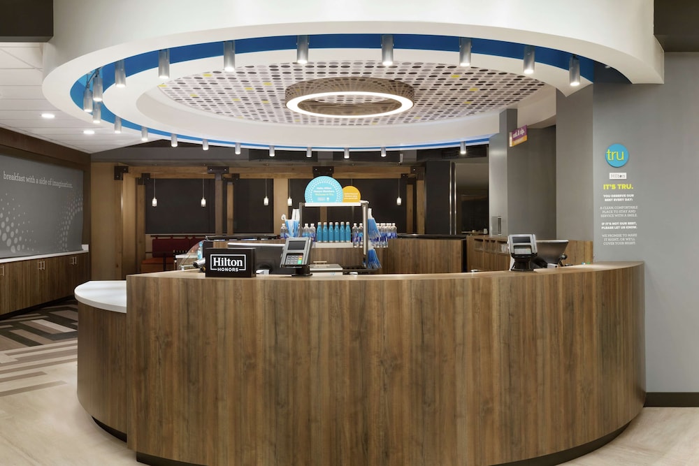 Tru by Hilton St. Charles St. Louis MO - photo 8
