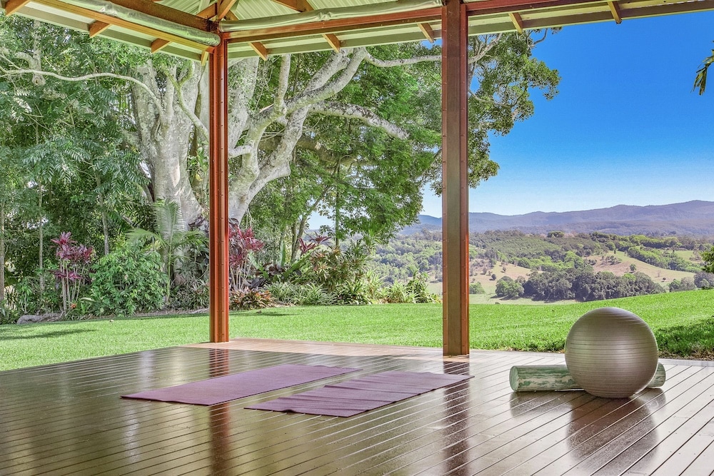 Byron Hinterland Villas — 4-Star Luxury Hotel in Clunes, Australia