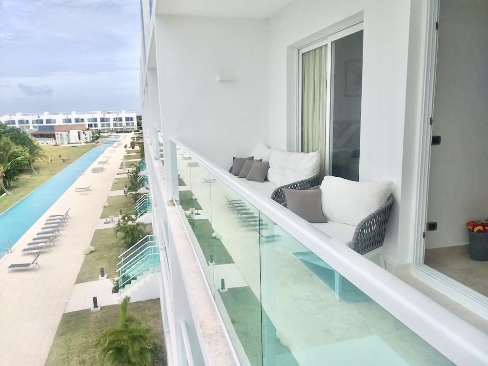 Cana Rock De Lujo 344 Vista Al Campo De Golf — 4-Star Luxury Hotel in Punta Cana, Dominican Republic