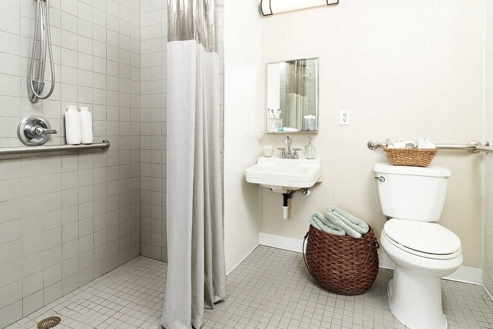 Intown Suites Extended Stay Phoenix Az Gilbert - photo 17