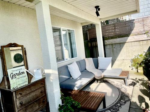 Donna’s Bed & Breakfast — White Rock — photo 4