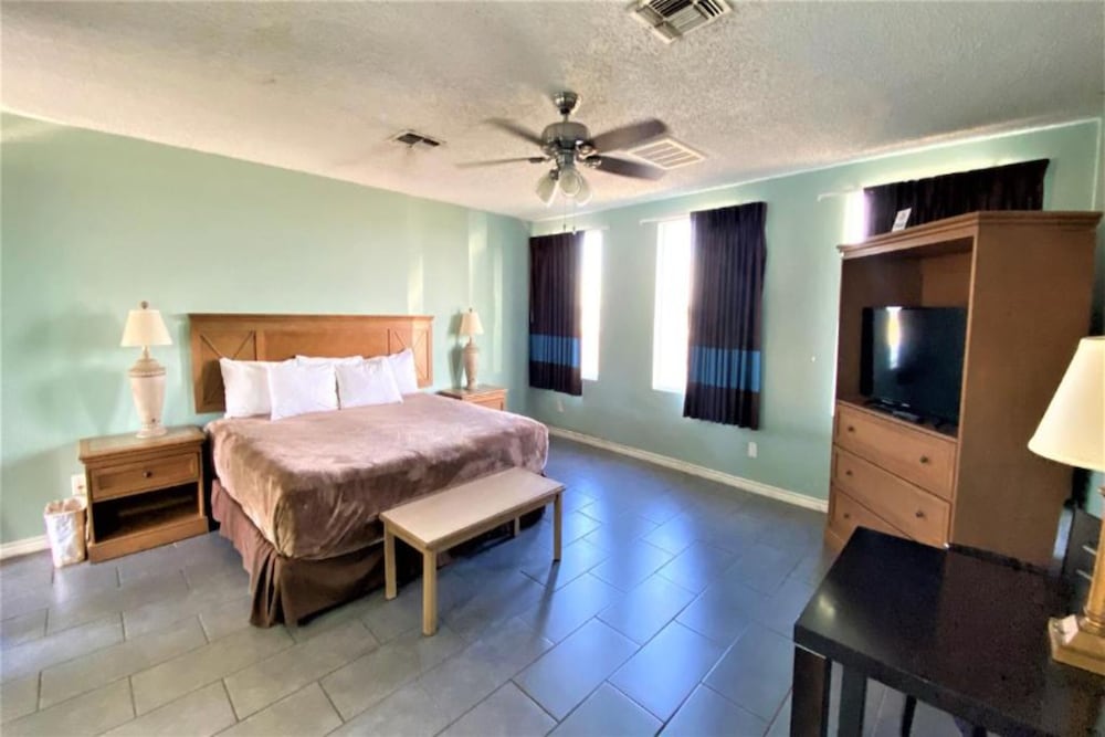 OYO Hotel Rockport Bay View - photo 31