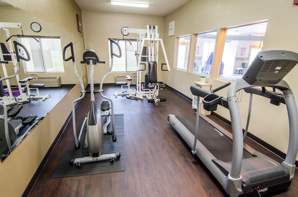 Comfort Inn & Suites Pittsburg KS - photo 40