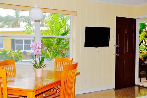 Sea Turtle Inn - photo 28
