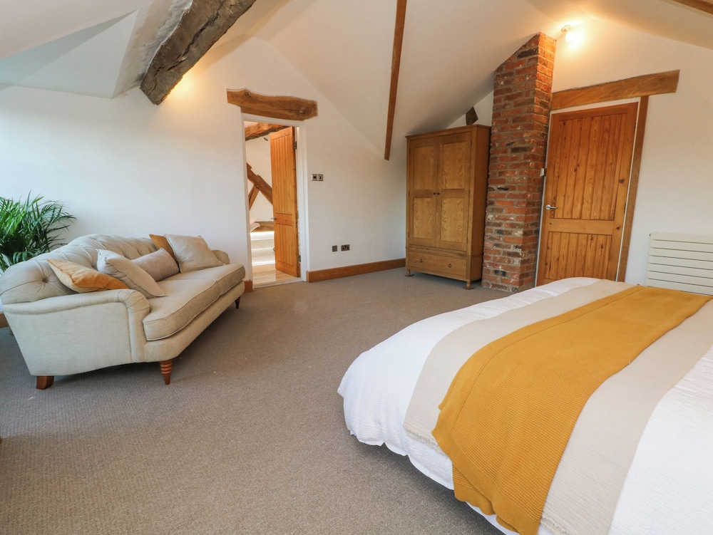 The Granary — Knutsford — photo 2