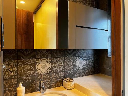 Blue Vista Lux 5bhk