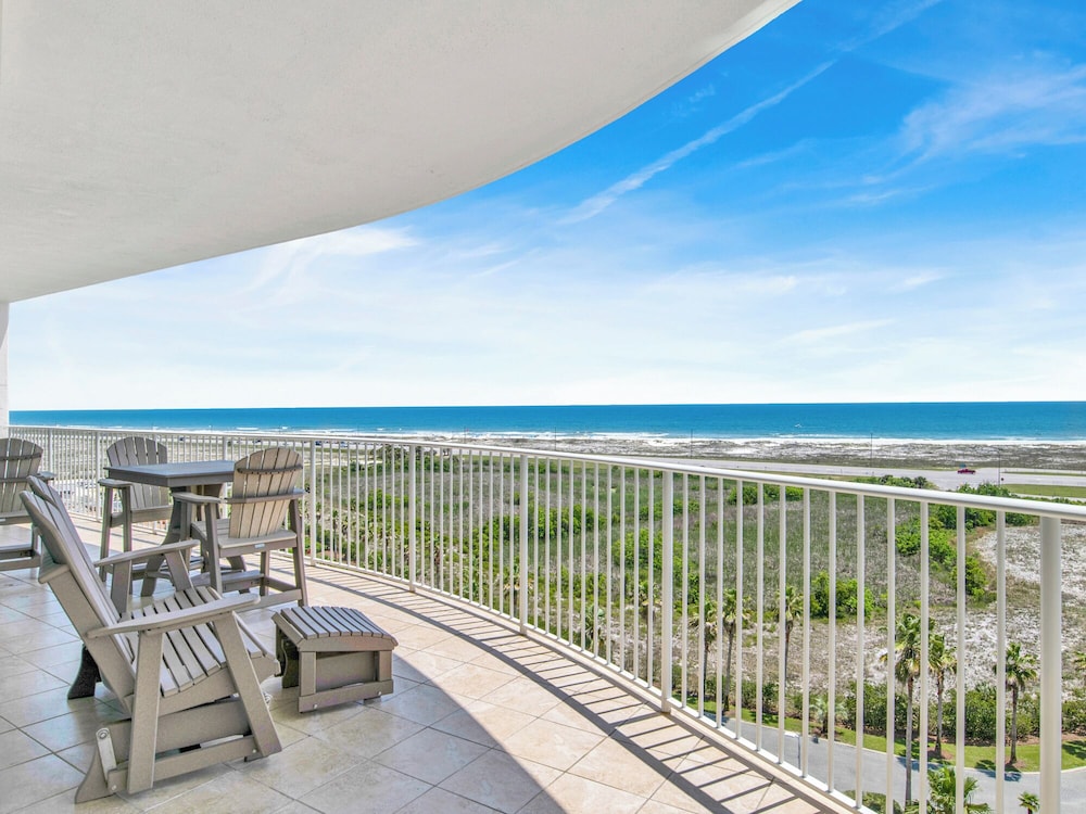 Caribe The Resort by Southern Vacation Rentals in Orange Beach, United States