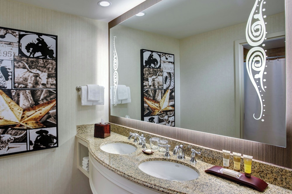 Gaylord Texan Resort & Convention Center - photo 17
