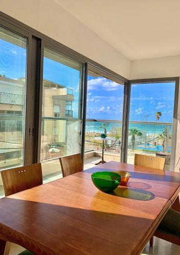 Beach Apartments — 4-Star Luxury Hotel in Haifa, Israel
