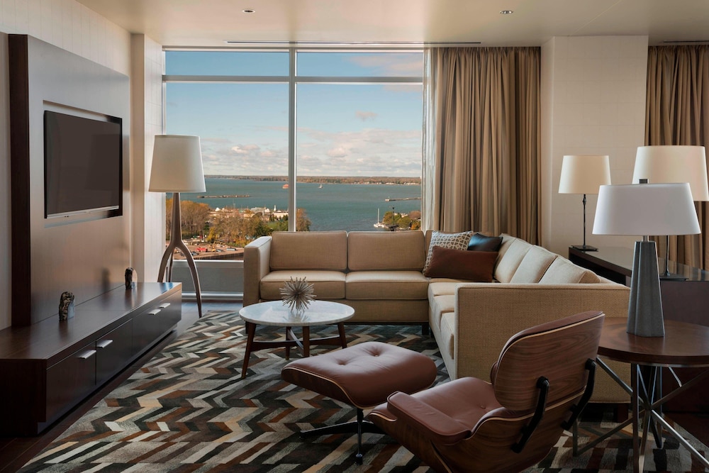 Buffalo Marriott At Lecom Harborcenter - photo 14