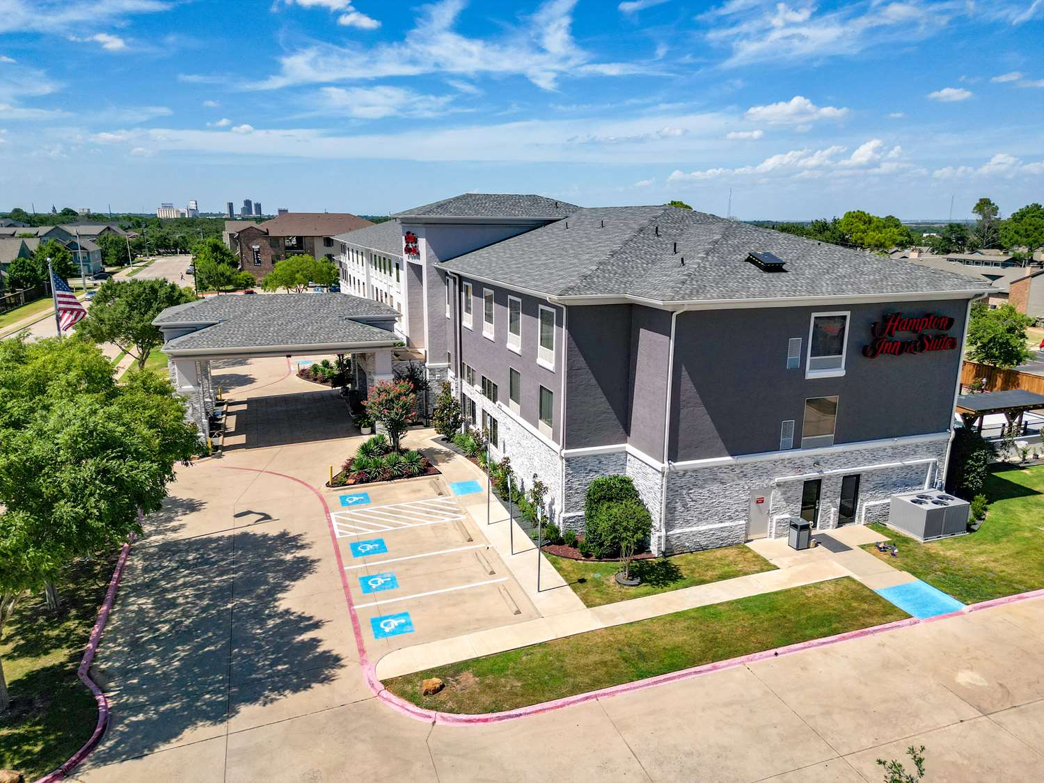 Hampton Inn & Suites Denton - photo 37