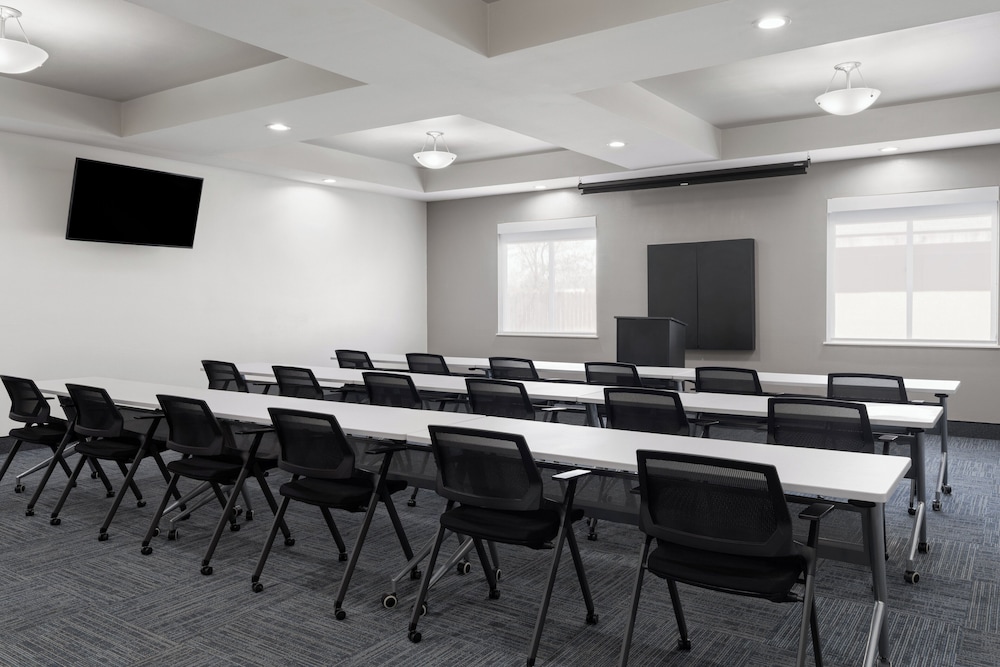 Holiday Inn Express &Suites Snyder by IHG - photo 29