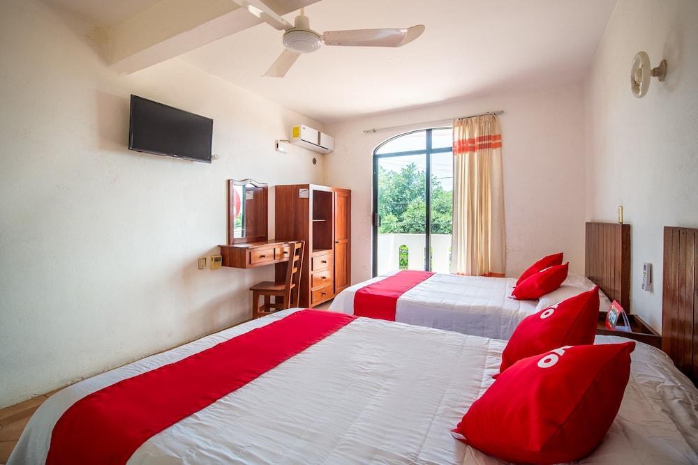 OYO Hotel Arena Surf Puerto Escondido in Puerto Escondido, Mexico