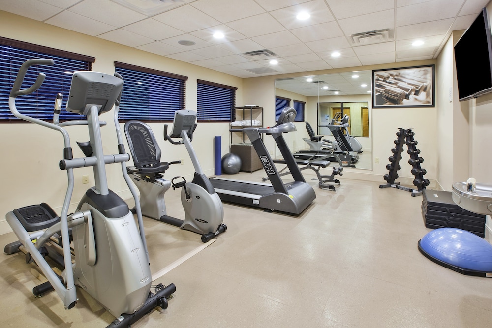 Holiday Inn Express & Suites Geneva Finger Lakes by IHG - photo 38