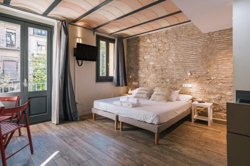 Apt 1 Ylang — 4-Star Luxury Hotel in Girona, Spain