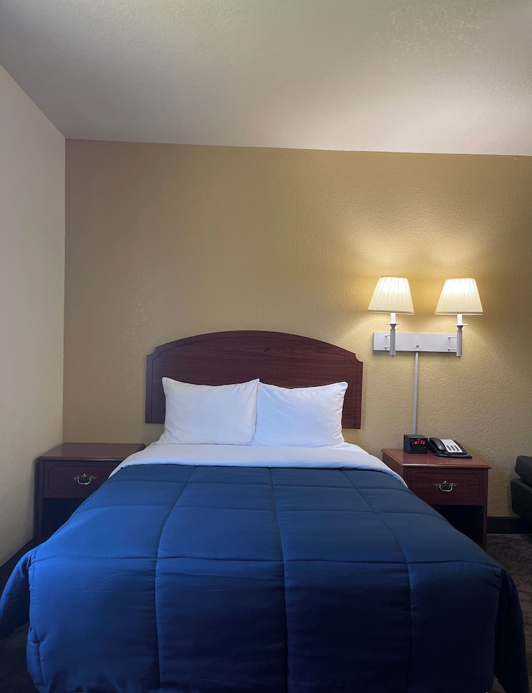 Candlelight Inn & Suites Hwy 69 near McAlester - photo 14