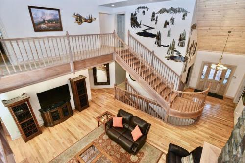 Spring Mountain Manor by Casago McCall Donerightmanagement - photo 47