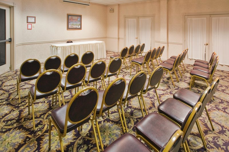 Holiday Inn Middletown Goshen - photo 16