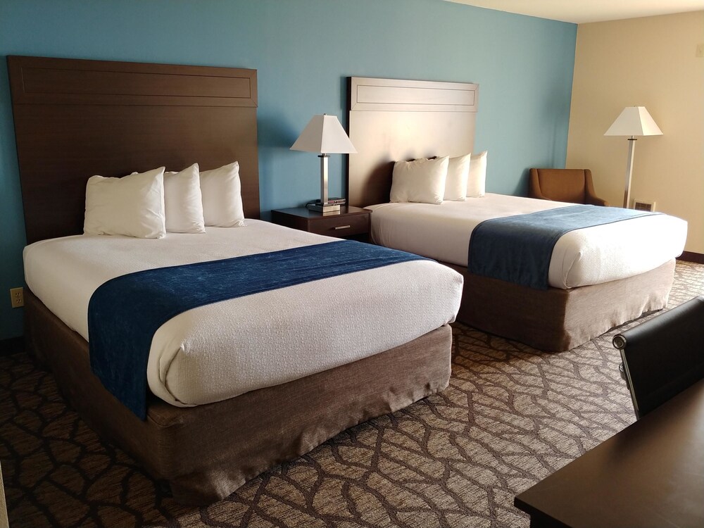Harborside Inn - photo 8