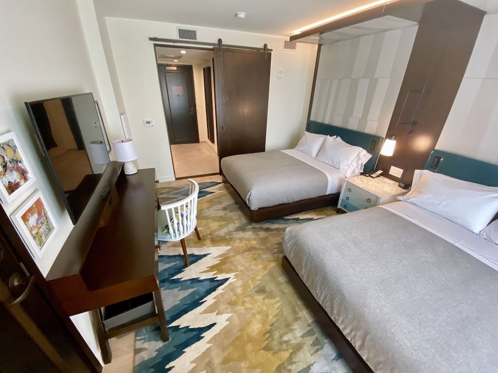 Canopy by Hilton Charlotte Southpark - photo 6