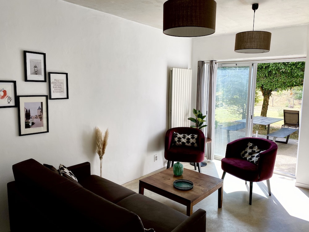 Les Gîtes de l'Ermitage - last minute hotel in Terce