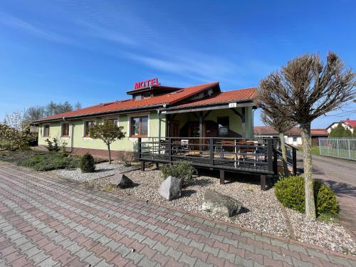 Zajazd u Basi - carbon neutral hotel in Otyn