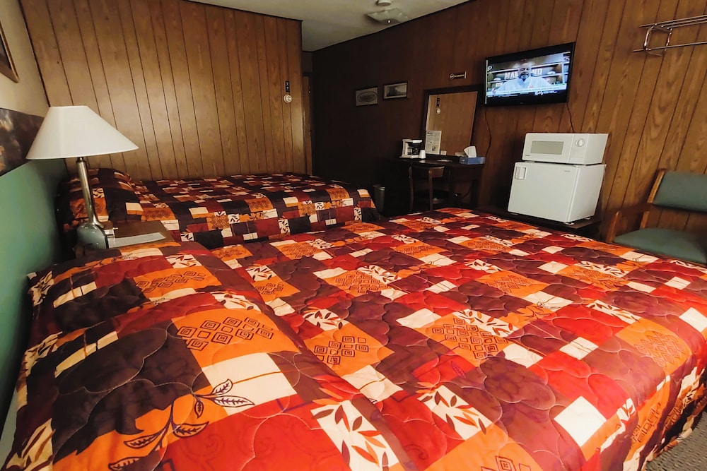 Love Hotels Voyageur by OYO at International Falls MN - photo 22