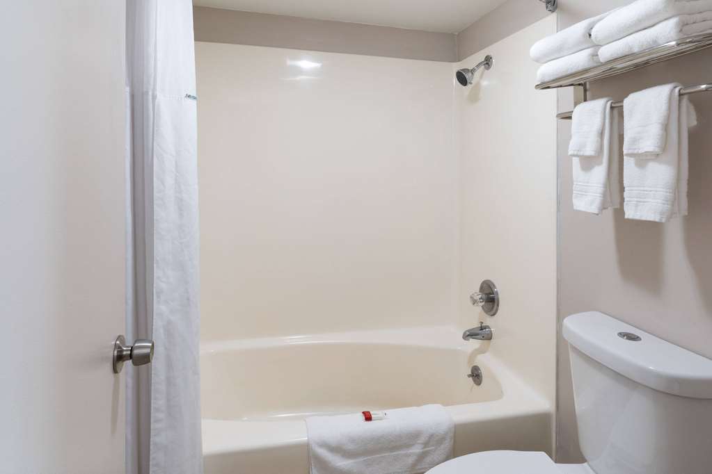 Travelodge by Wyndham Florence - photo 18