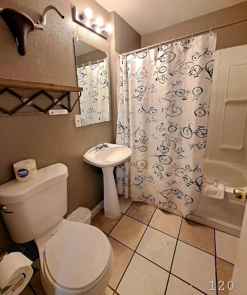 Buffalo Lodge Bicycle Resort - photo 145