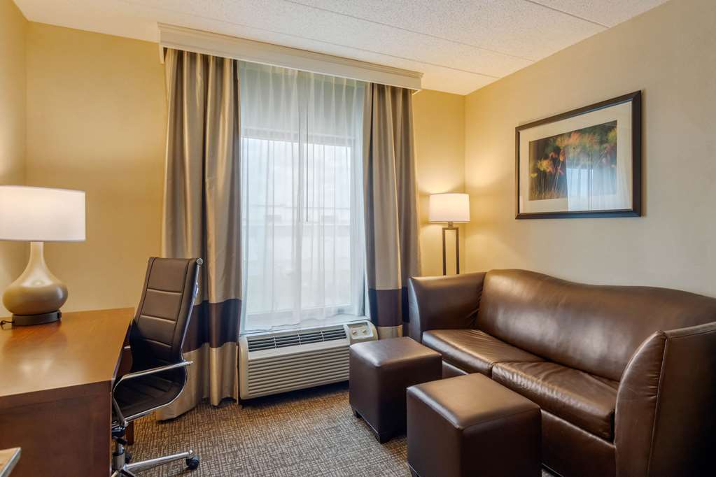 Comfort Suites South Park - photo 30