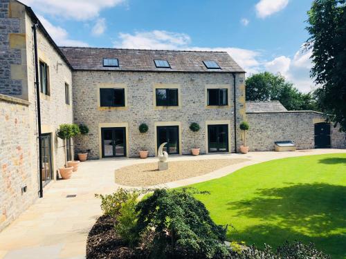 Millstream Mews — 4-Star Luxury Hotel in Bakewell, United Kingdom