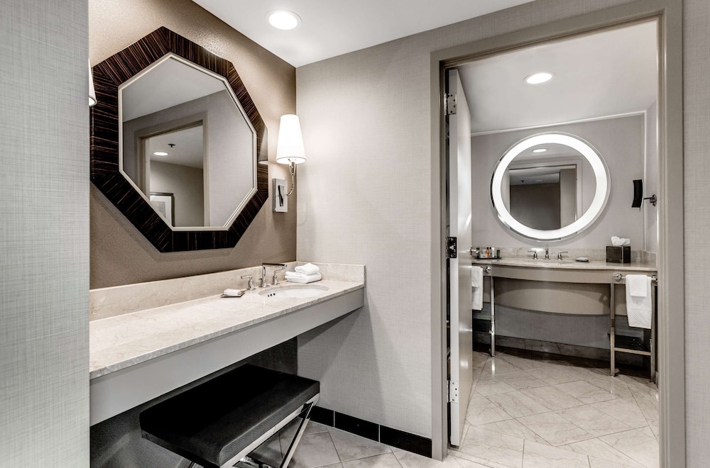 Hilton Columbus at Easton - photo 33