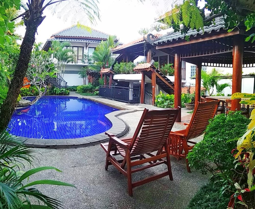 Jos and Hanny Homestay — 4-Star Luxury Hotel in Malang, Indonesia