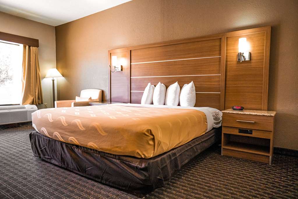 Quality Inn & Suites near Six Flags Austell - photo 19