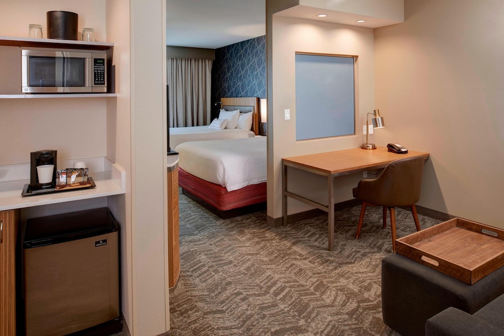 SpringHill Suites St. Louis Brentwood - photo 7