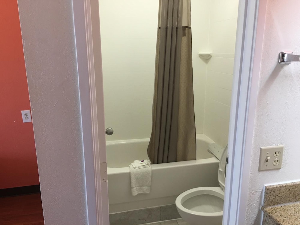 Motel 6 Richmond VA Midlothian Turnpike - photo 22