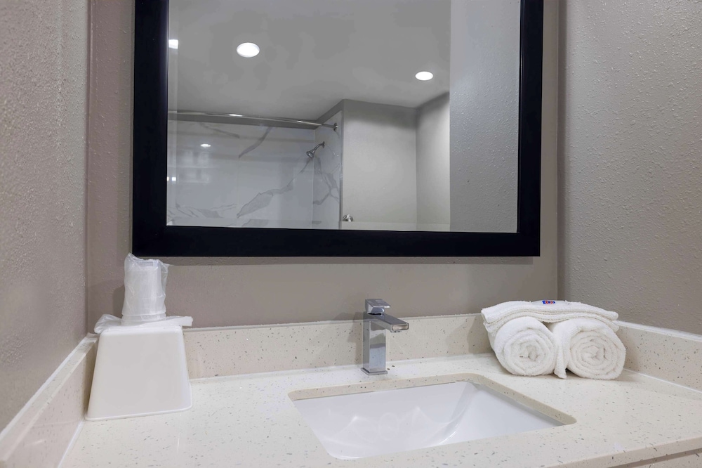 Motel6 Lake Charles LA - photo 20