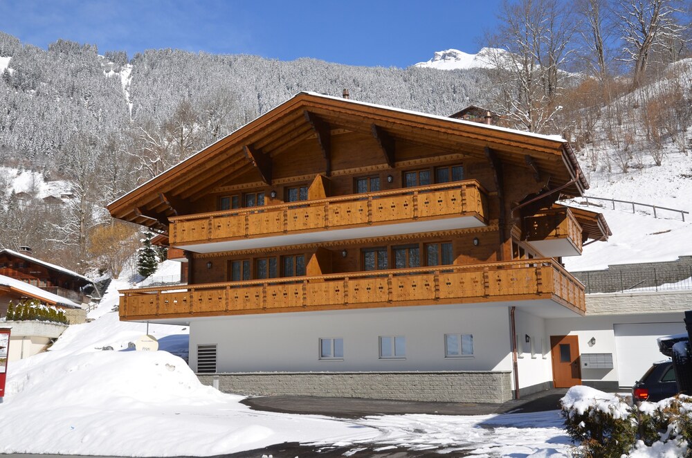 Apartment Adagio Dg Links By Griwarent — 4-Star Luxury Hotel in Grindelwald, Switzerland