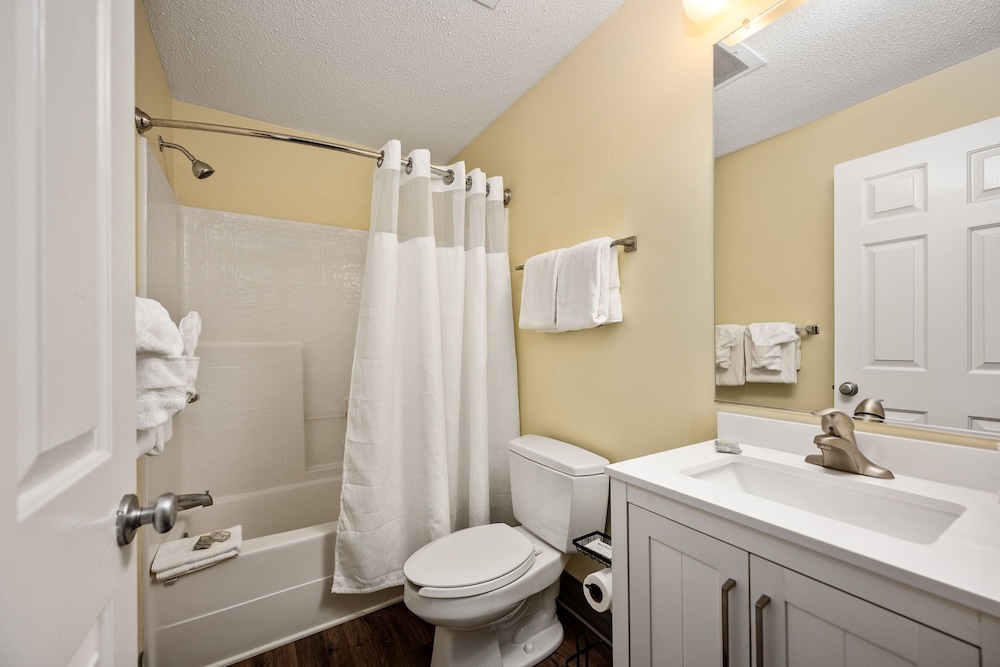 Affordable Suites Fredericksburg - photo 22