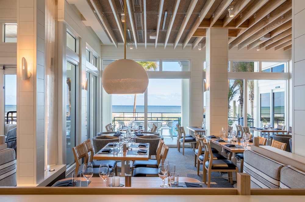 Hutchinson Shores Resort & Spa - photo 31