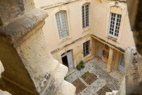 Le Nouveau ChapArtre NArmes — 4-Star Luxury Hotel in Nimes, France