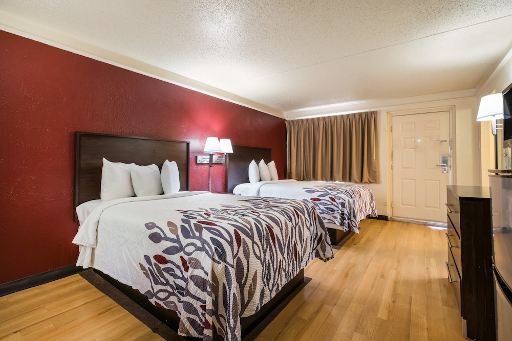 Red Roof Inn North Dallas Park Central - photo 5