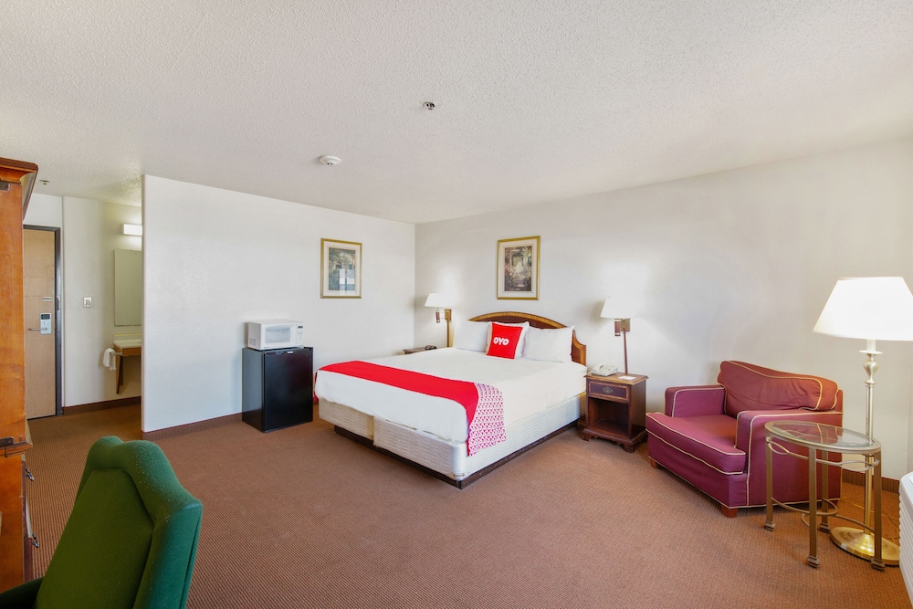 Oyo Hotel Portage I 94 - photo 19