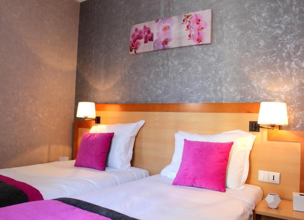 Mehood Ezzi Hotel - last minute hotel in Weinan