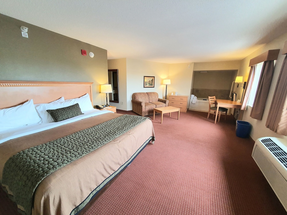 AmeriVu Inn & Suites Waconia - photo 17